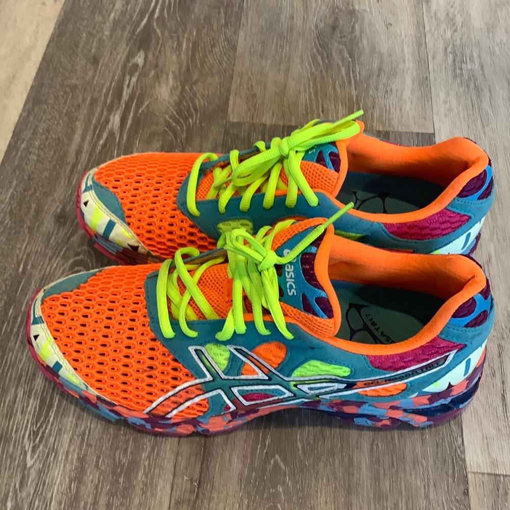 ASICS GEL-NOOSA TRI 7